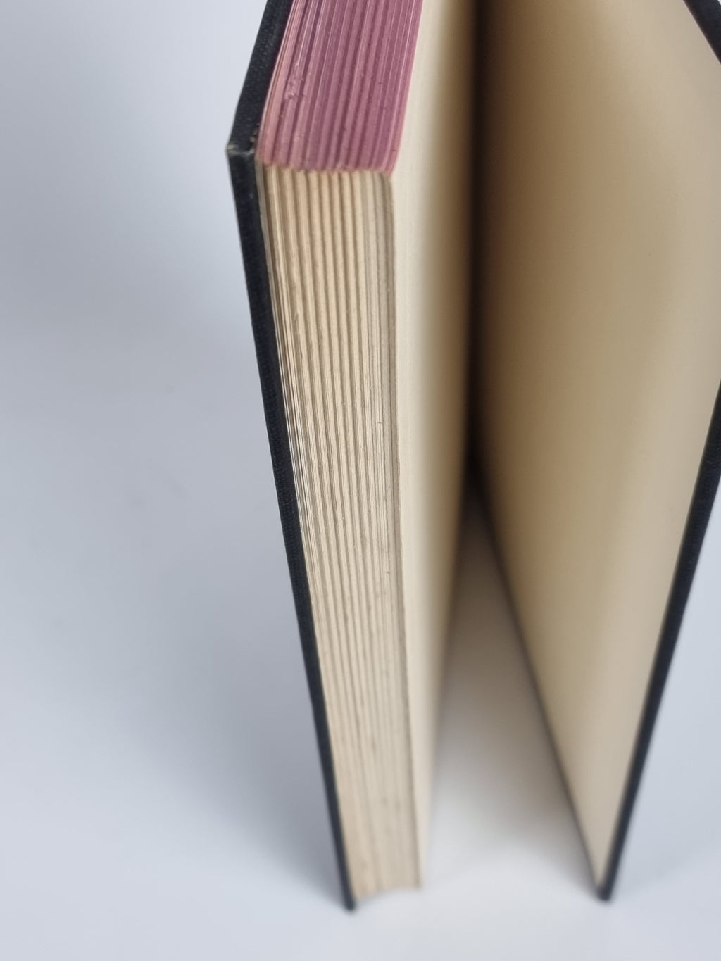 The Estranged Face (Catherine Eastwood - 1956)  unread 1956 1st Edition