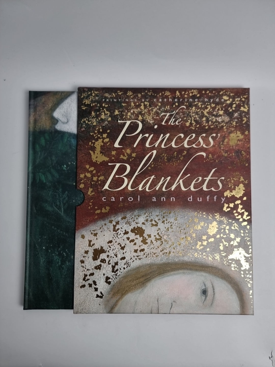 THE PRINCESS' BLANKETS HARDBACK LIMITED EDITION IN SLIPCASE & SIGNED 