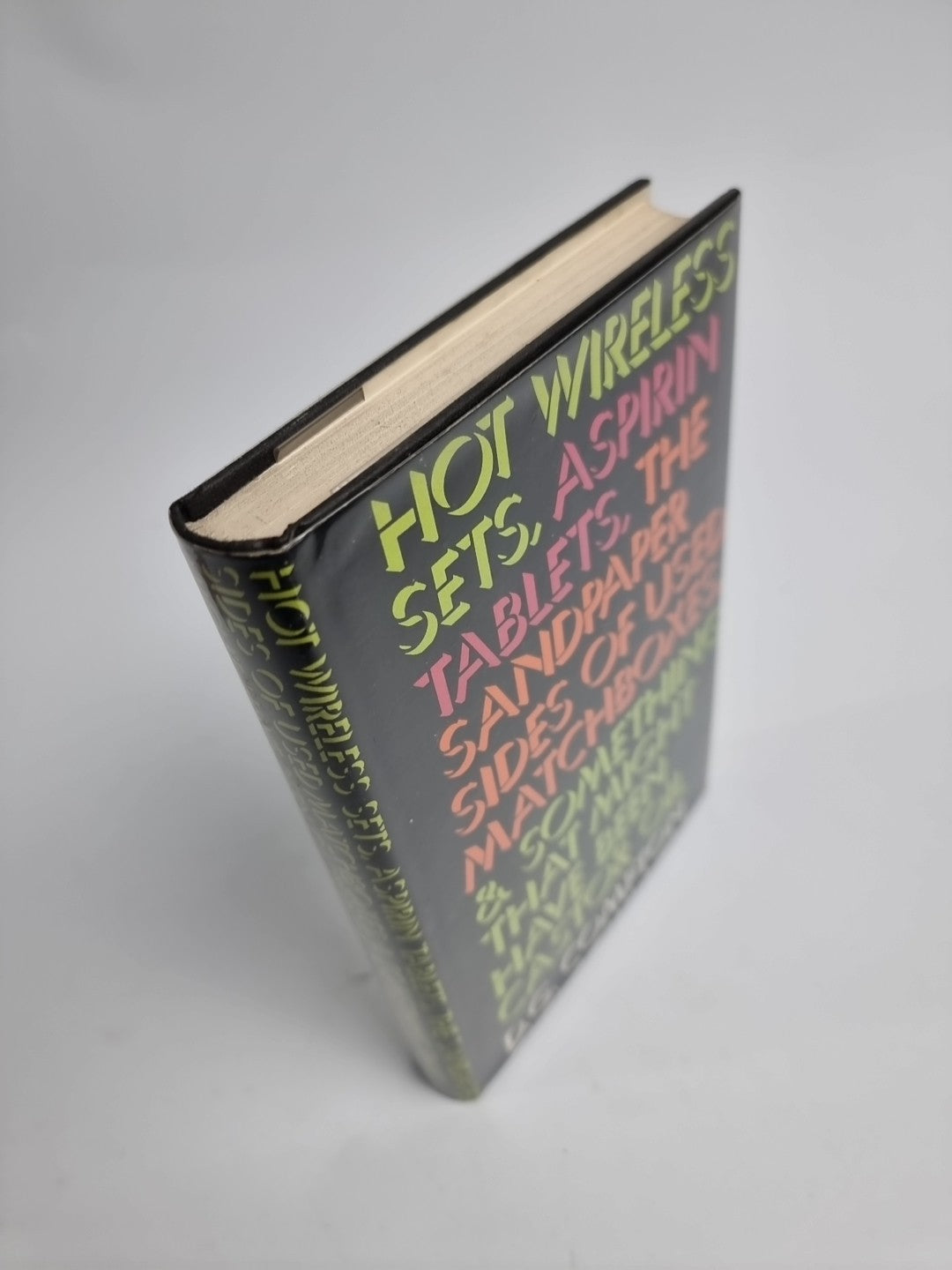 1st Edition Hot Wireless Sets Aspirin Tablets D G Compton 1972 Michael Joseph