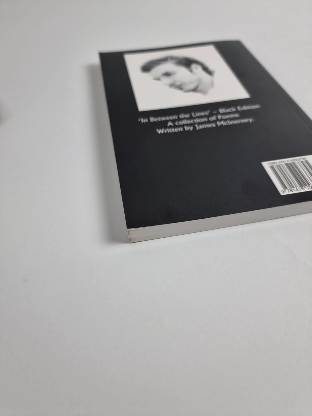 In Between the Lines - Black Editio..., McInerney, Jame  NEW  & SIGNED