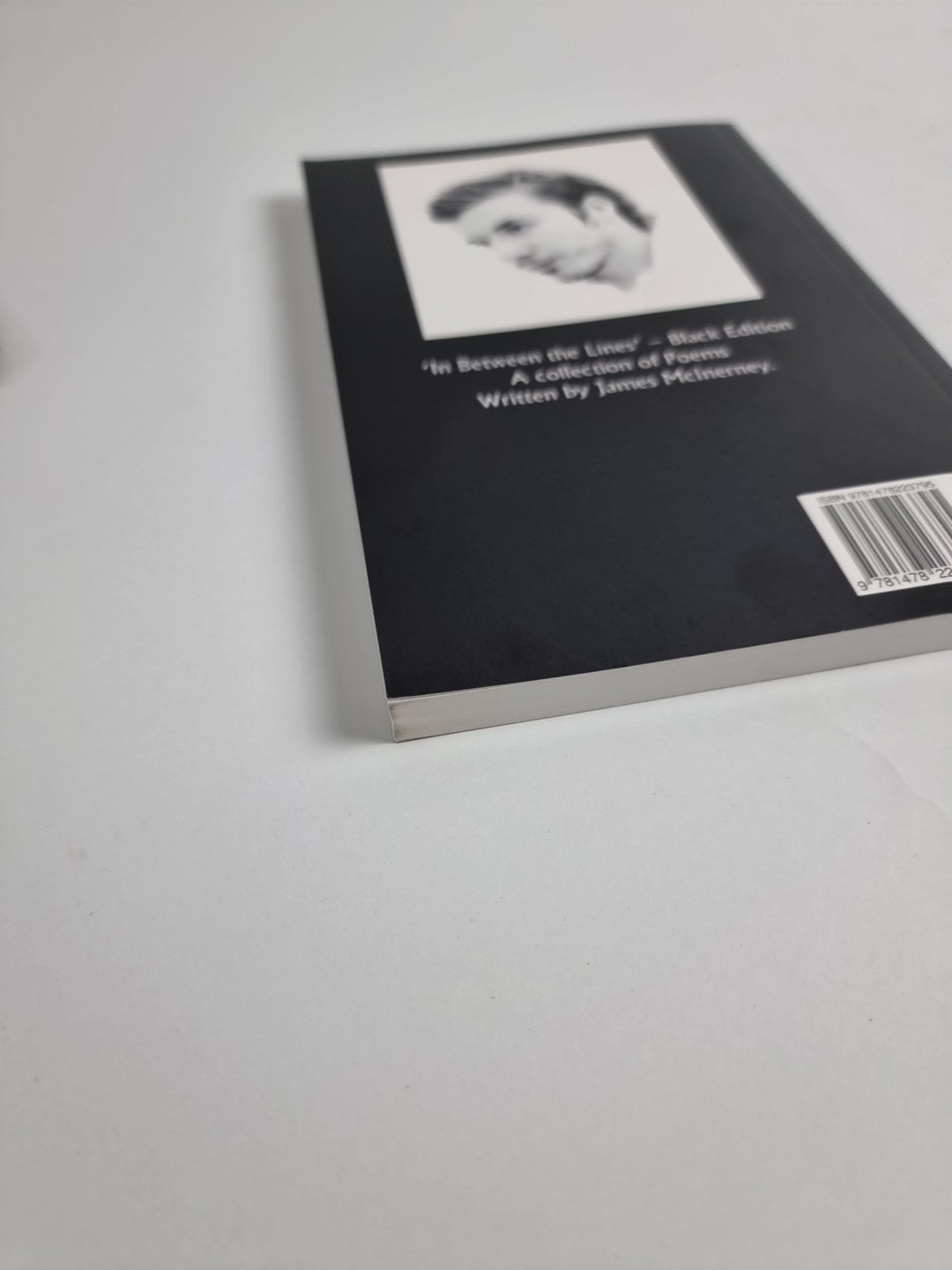 In Between the Lines - Black Editio..., McInerney, Jame  NEW  & SIGNED