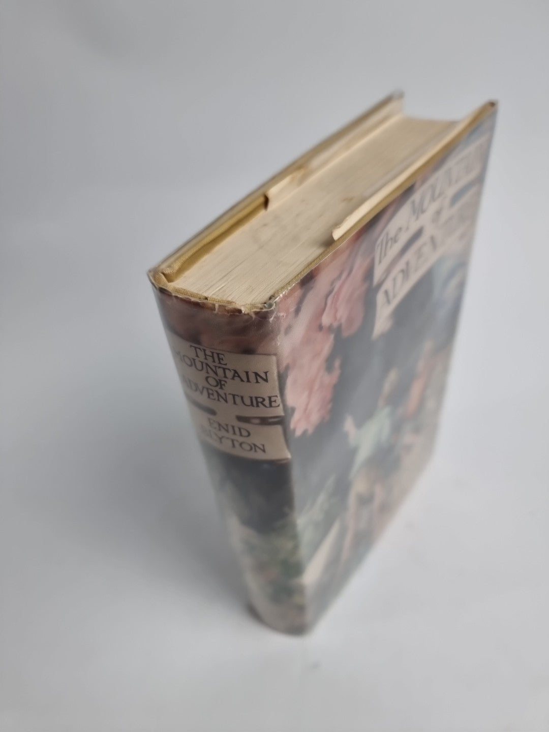 THE MOUNTAIN OF ADVENTURE - Blyton, Enid 1st Edition Illus. by Tresilian, Stuart
