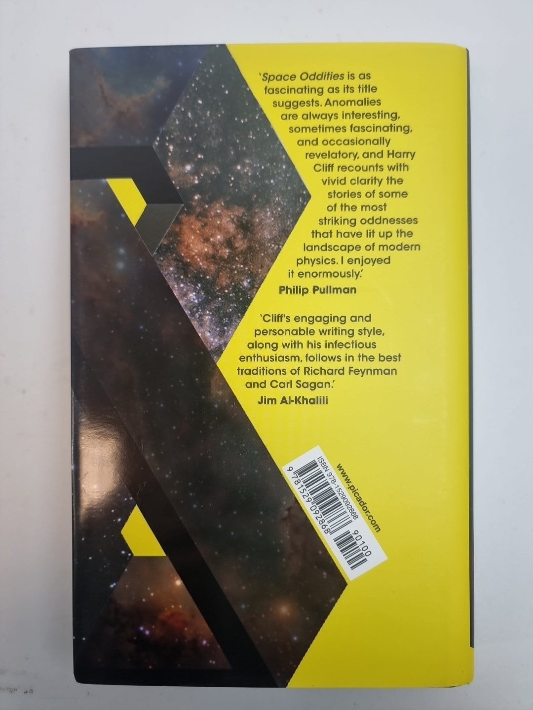 Space Oddities Harry Cliff - Free Tracked Delivery New