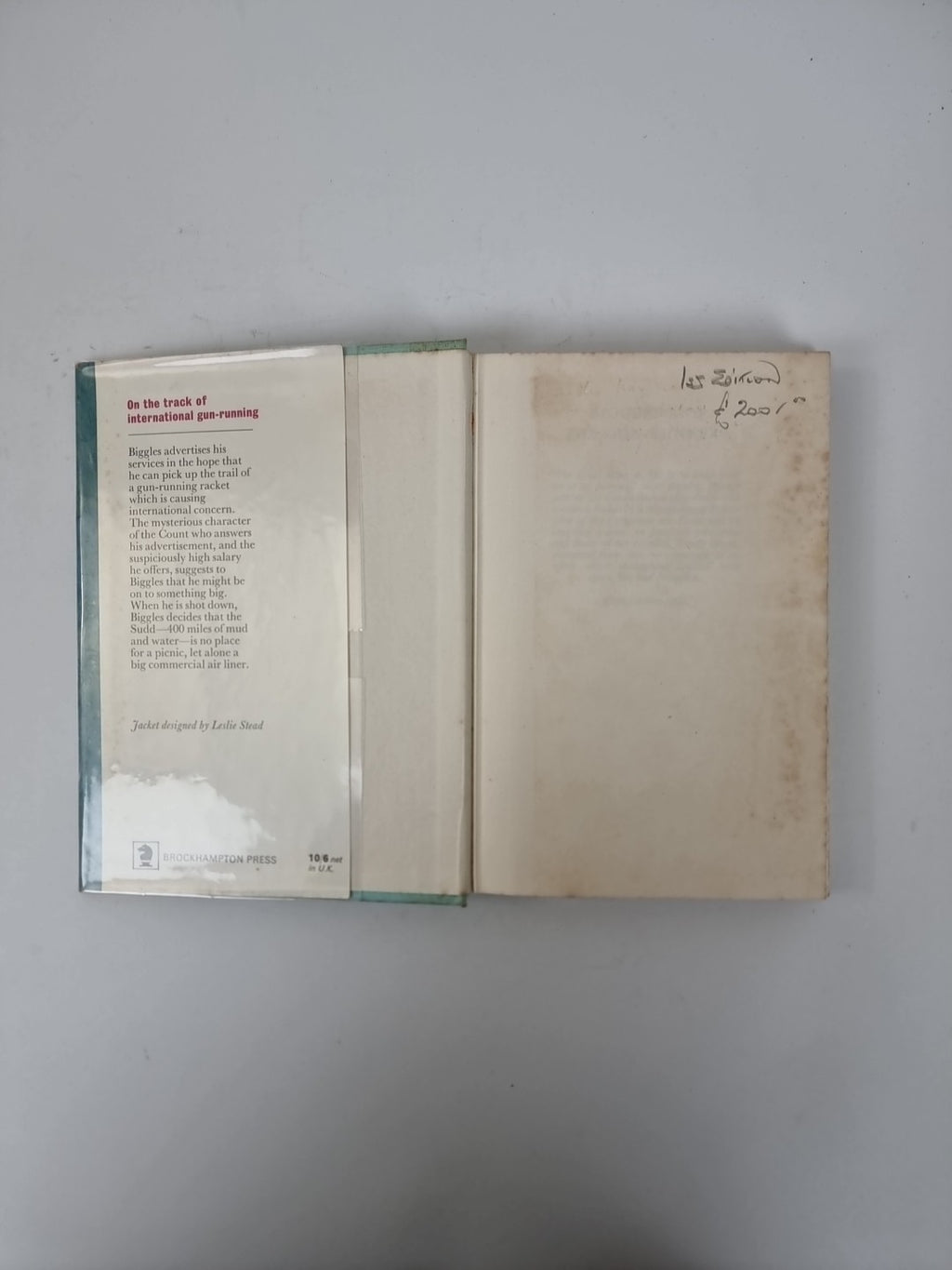 Biggles and the Gun Runners, Captain W. E. Johns - First Edition