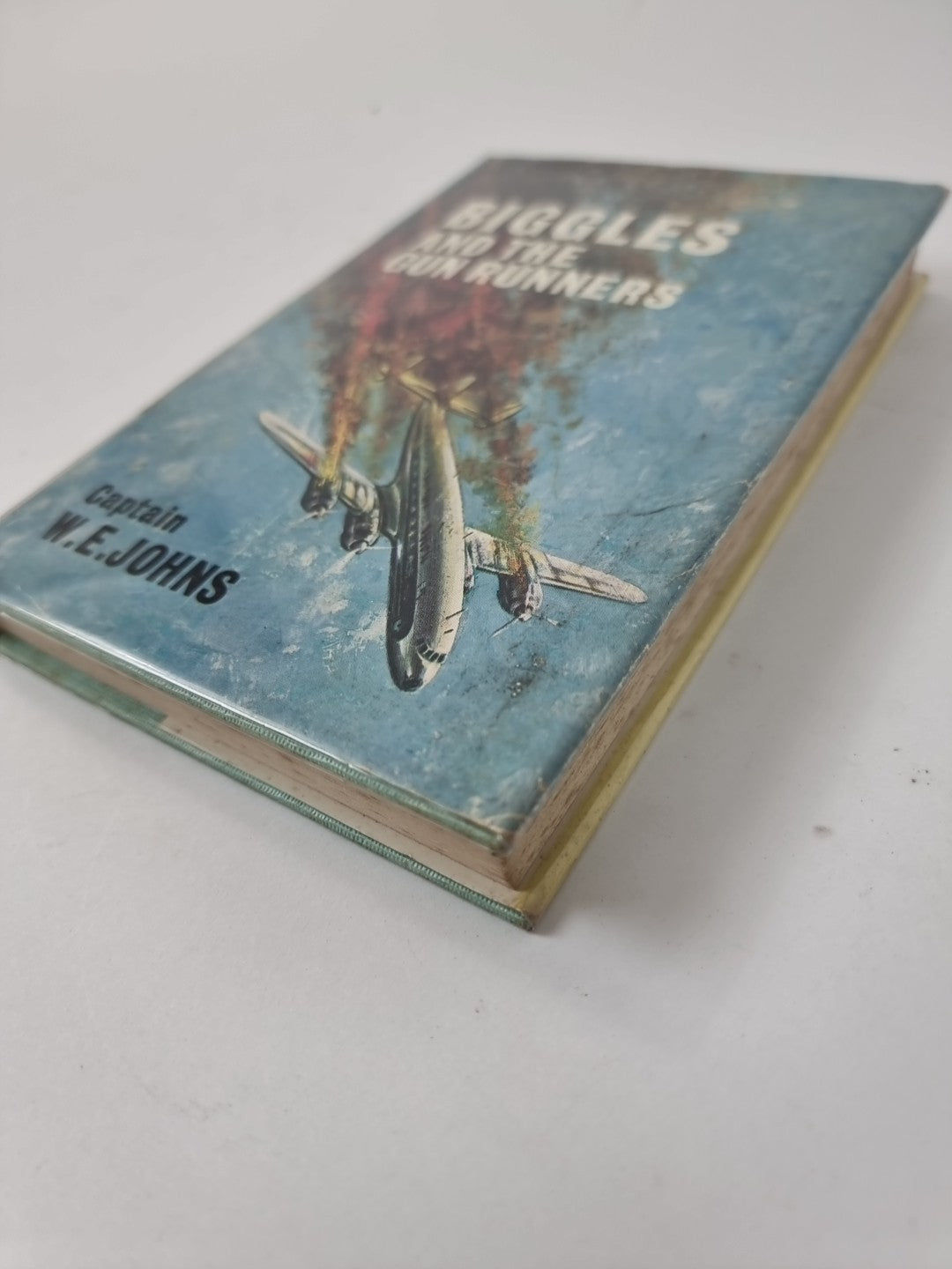 Biggles and the Gun Runners, Captain W. E. Johns - First Edition