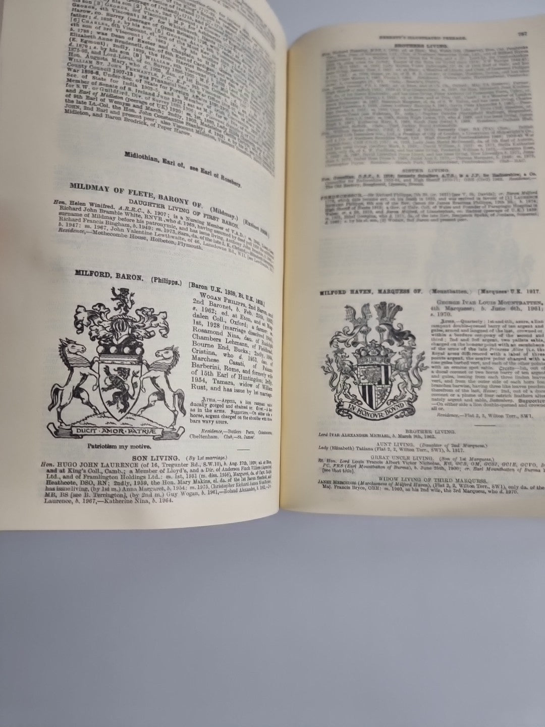 Debrett's Peerage And Baronetage 1976 By Charles Kidd And David Williamson...