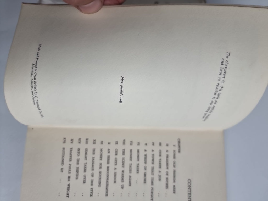 Gimlet Lends a Hand , Captain W.E. Johns — First Edition