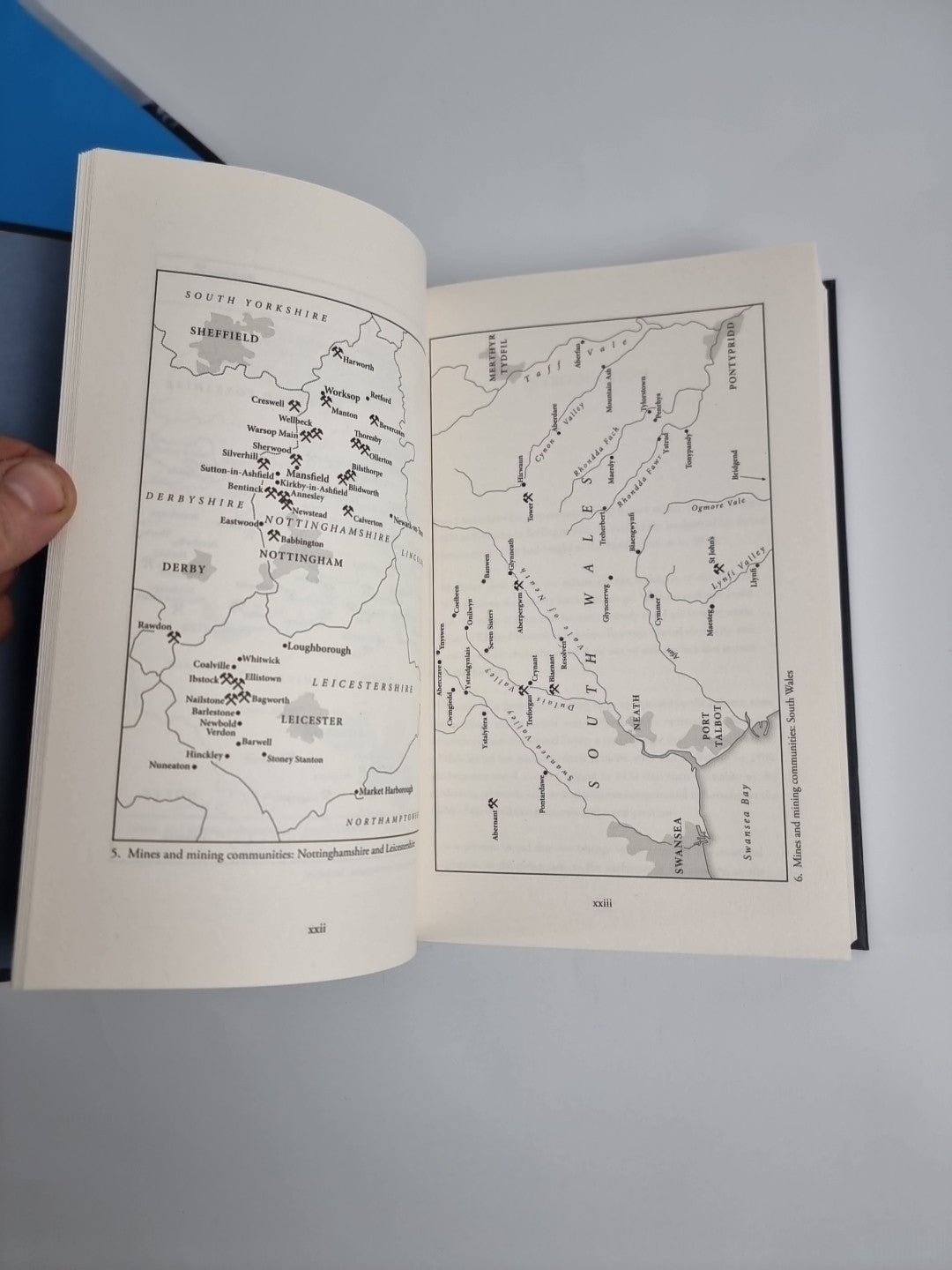 Backbone of the Nation by Robert Gildea - 1st Edition 1st Print   Hardback