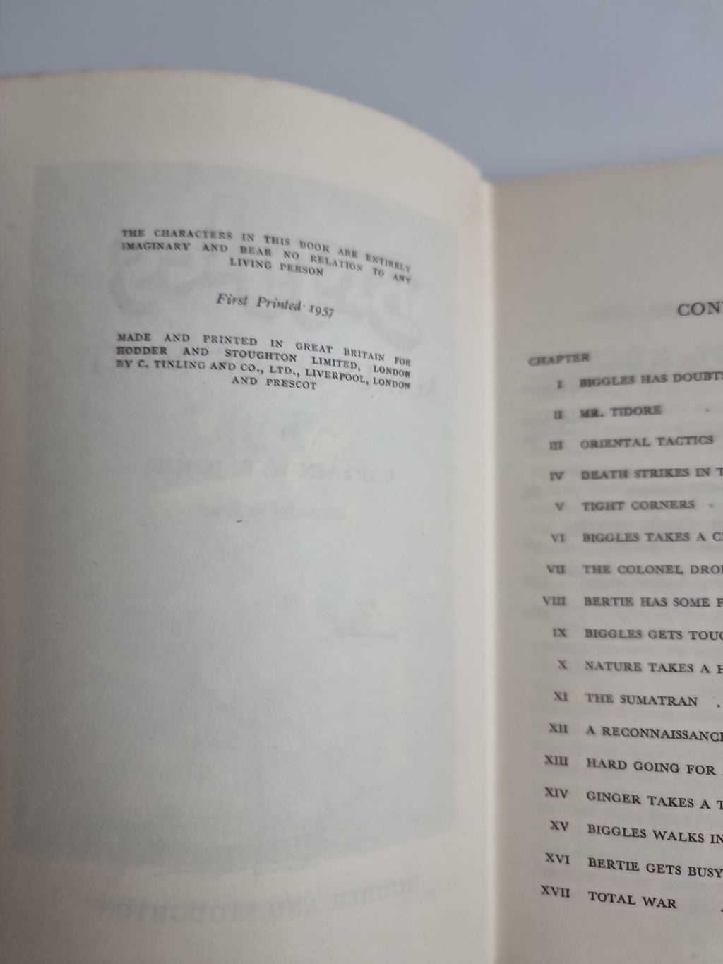 Biggles Makes Ends Meet, Captain W. E. Johns — First Edition