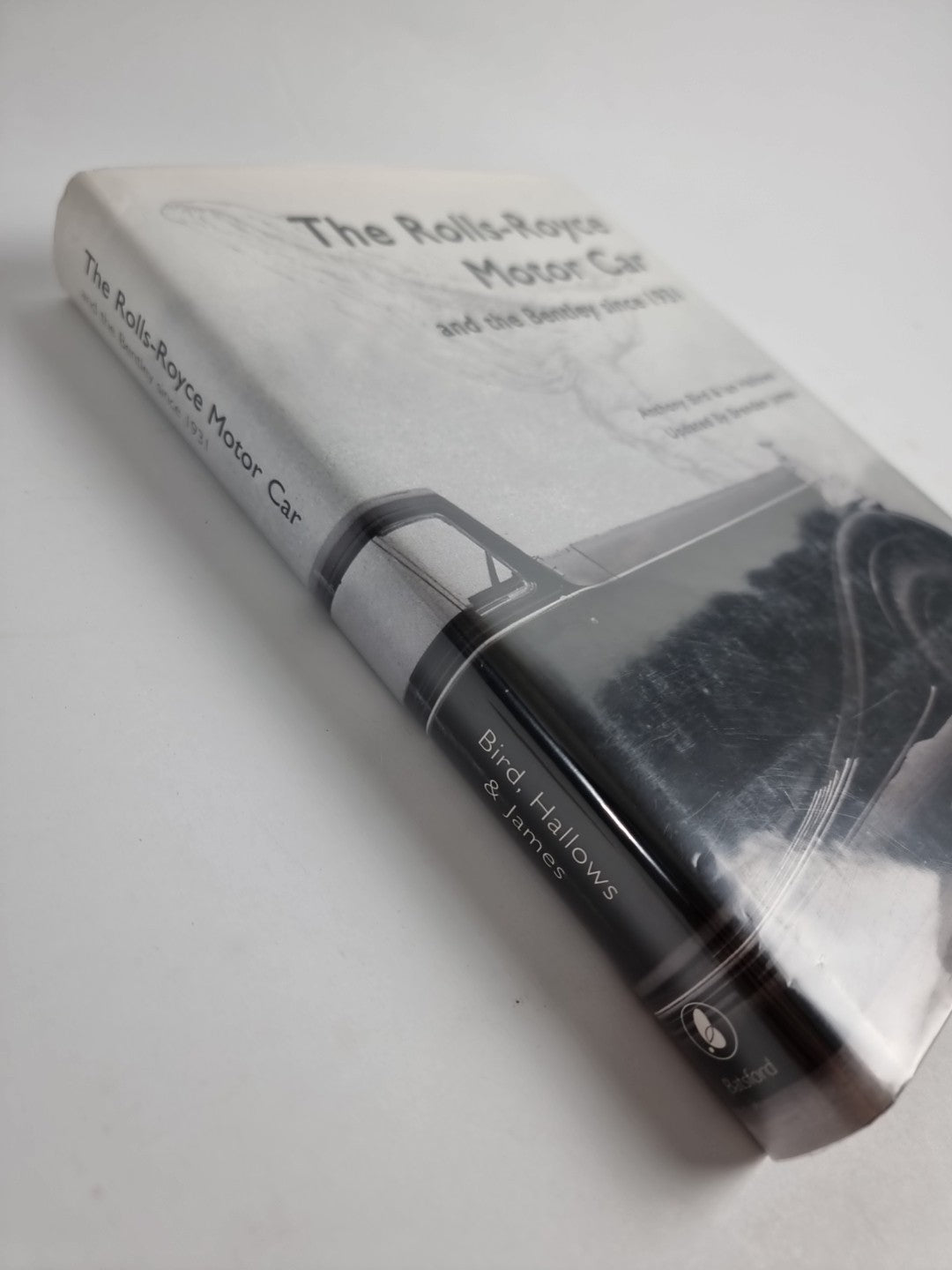 ROLLS ROYCE MOTOR CAR by  James, Brendan-  6th Revised Edition