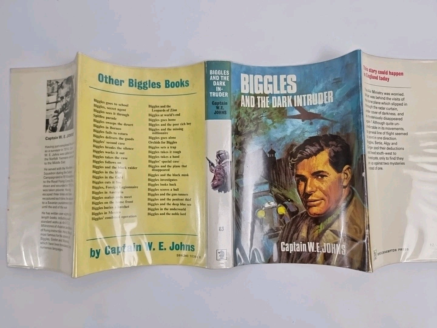 Captain W E Johns - Biggles and the Dark Intruder - HB 1st Edition 1970 Fine Con