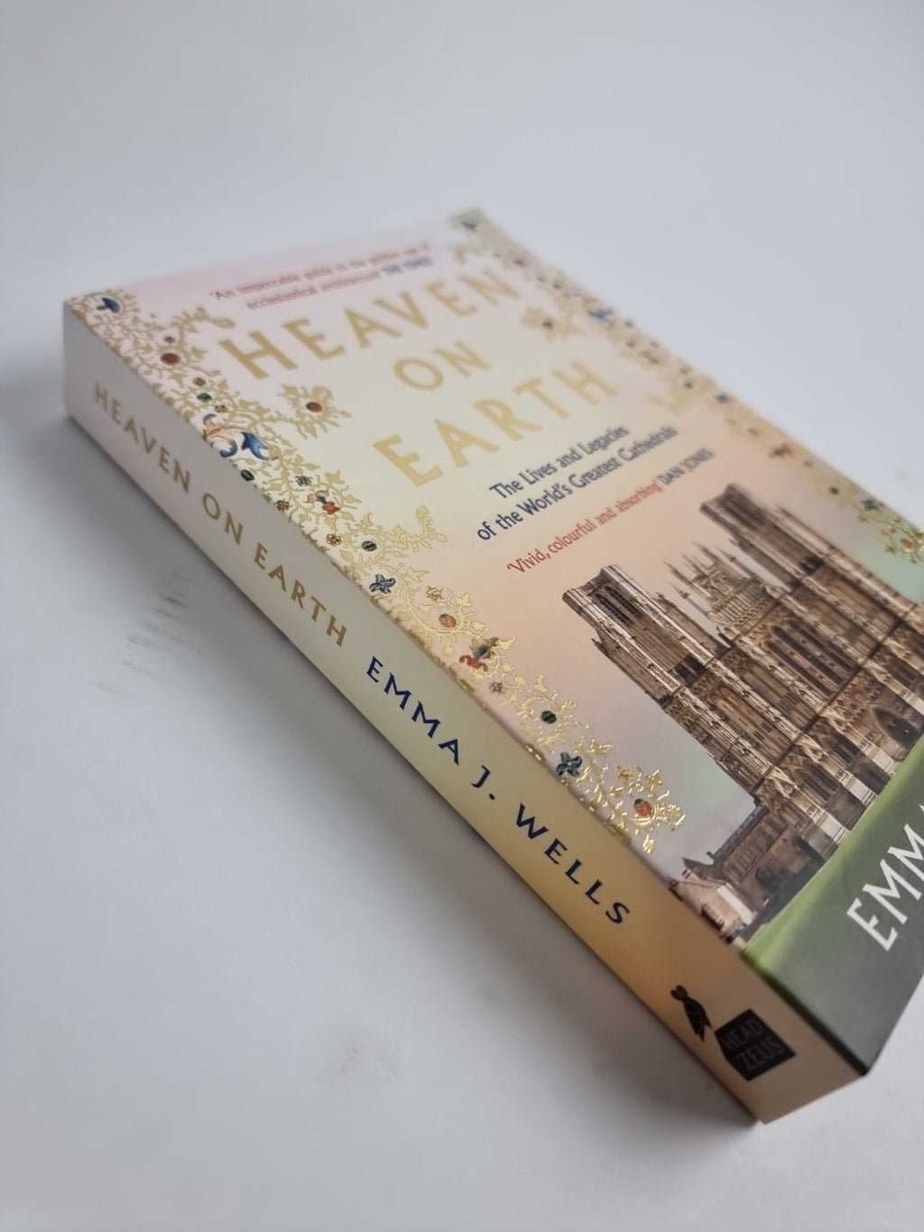 Heaven on Earth: The Lives and Legac..., Wells, Emma J.
