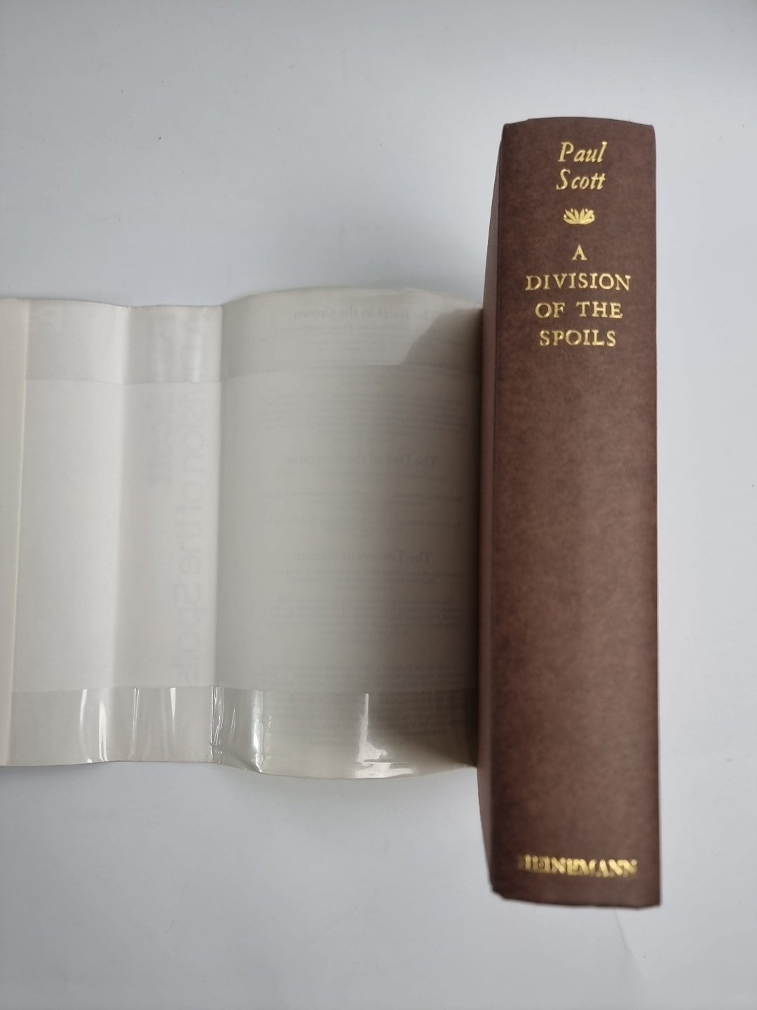 Paul Scott A Division of the Spoils 1st/1st ( Raj Quartet) 1975