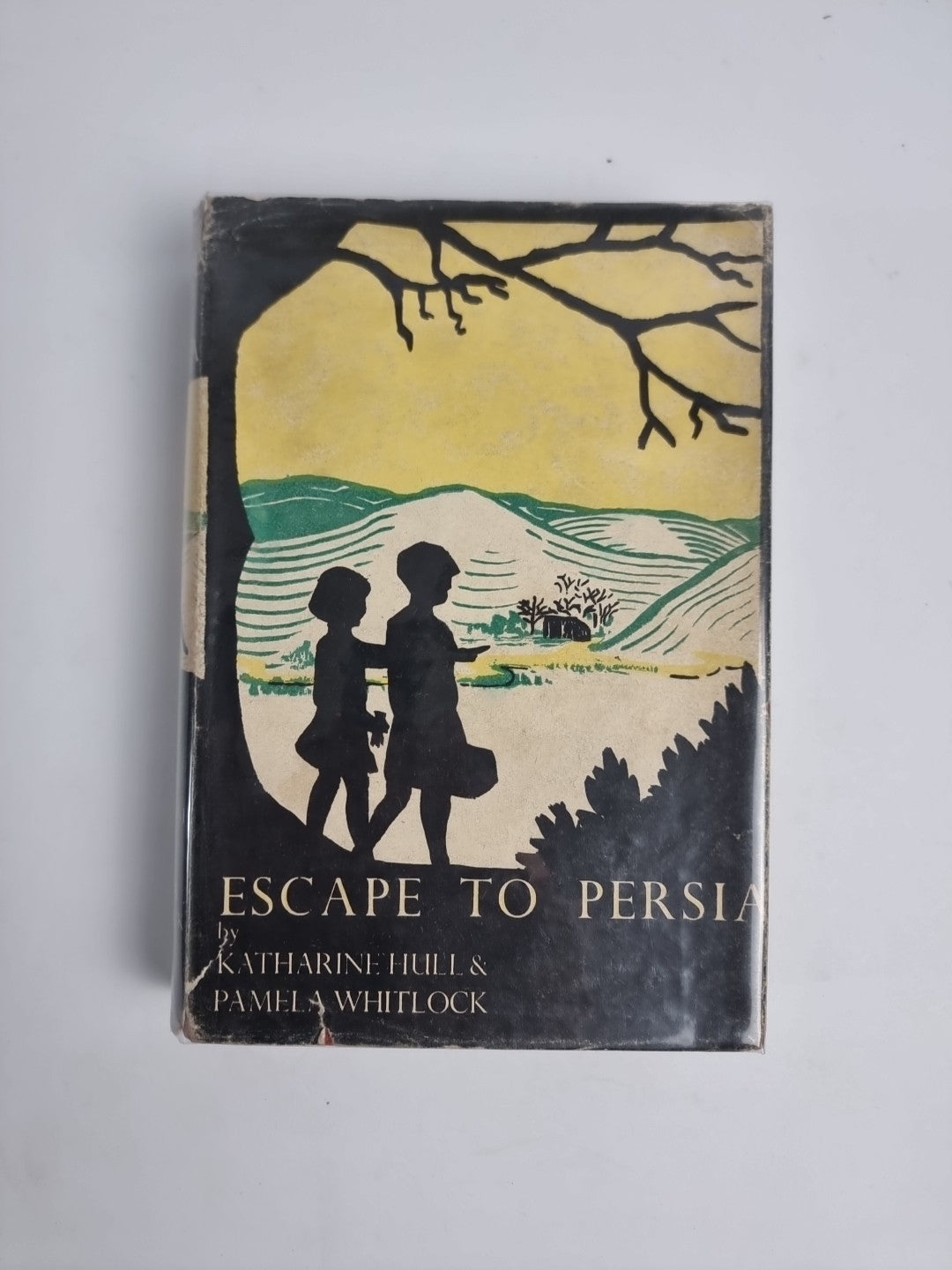 ESCAPE TO PERSIA - Hull, Katharine & Whitlock, Pamela. 1st Edition Very Good