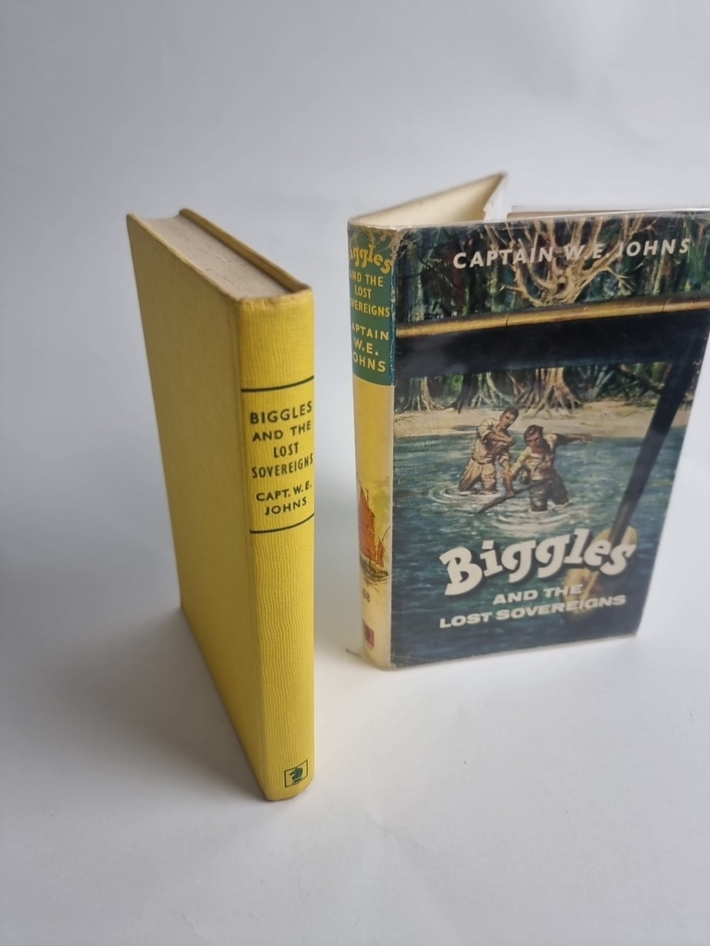 Biggles and the Lost Sovereigns, Captain W.E. Johns — First Edition