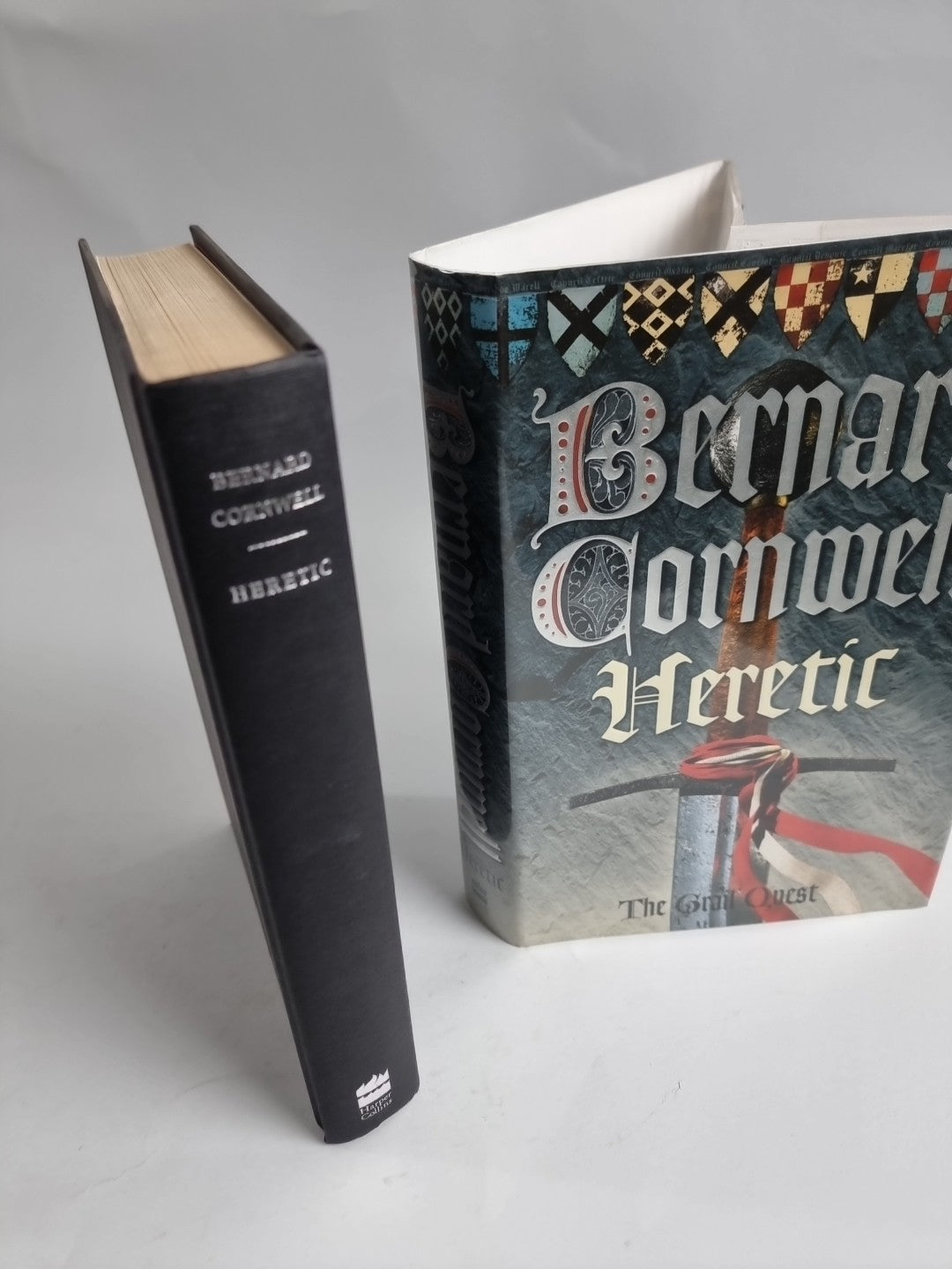 Heretic (The Grail Quest, Book 3) by Bernard Cornwell (Hardcover, 2003) 1ST EDIT