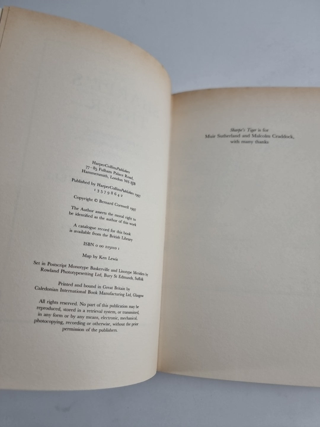 Sharpe's Tiger by Bernard Cornwell - UK 1st/1st (The Sharpe Series, Book One!