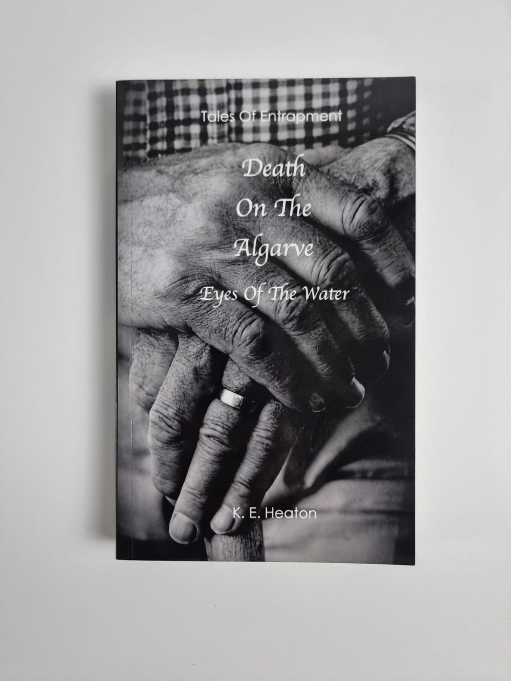 Death on the Algarve: Eyes of the Water - Paperback NEW Heaton, MR K. E 19/10/20