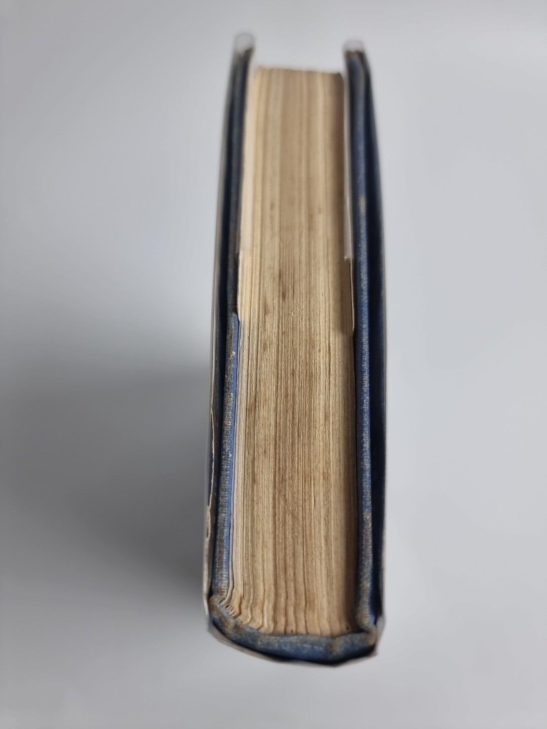 Gimlet Lends a Hand , Captain W.E. Johns — First Edition