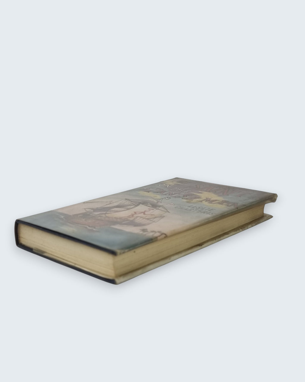 The Saint on the Spanish Main Leslie Charteris first edition vintage book side angled view