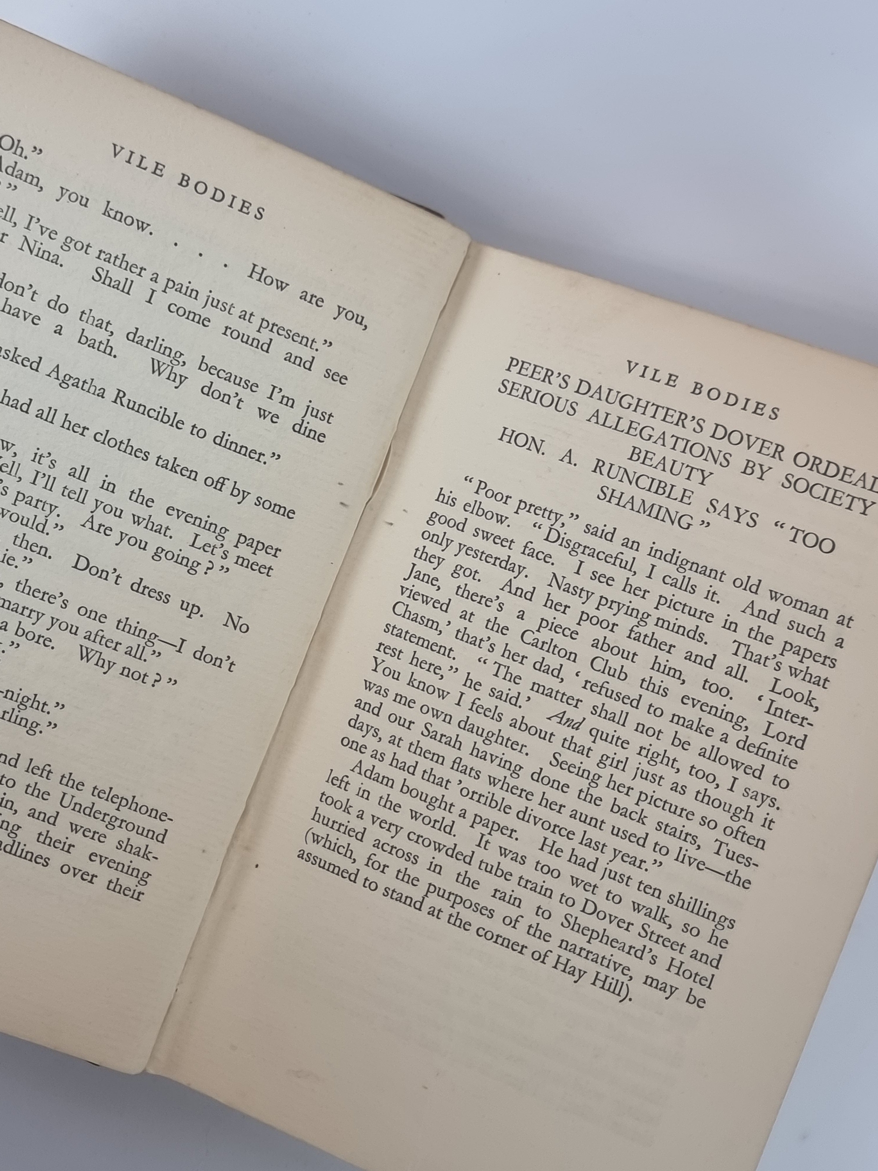 Vile Bodies, Evelyn Waugh — 1st Edition