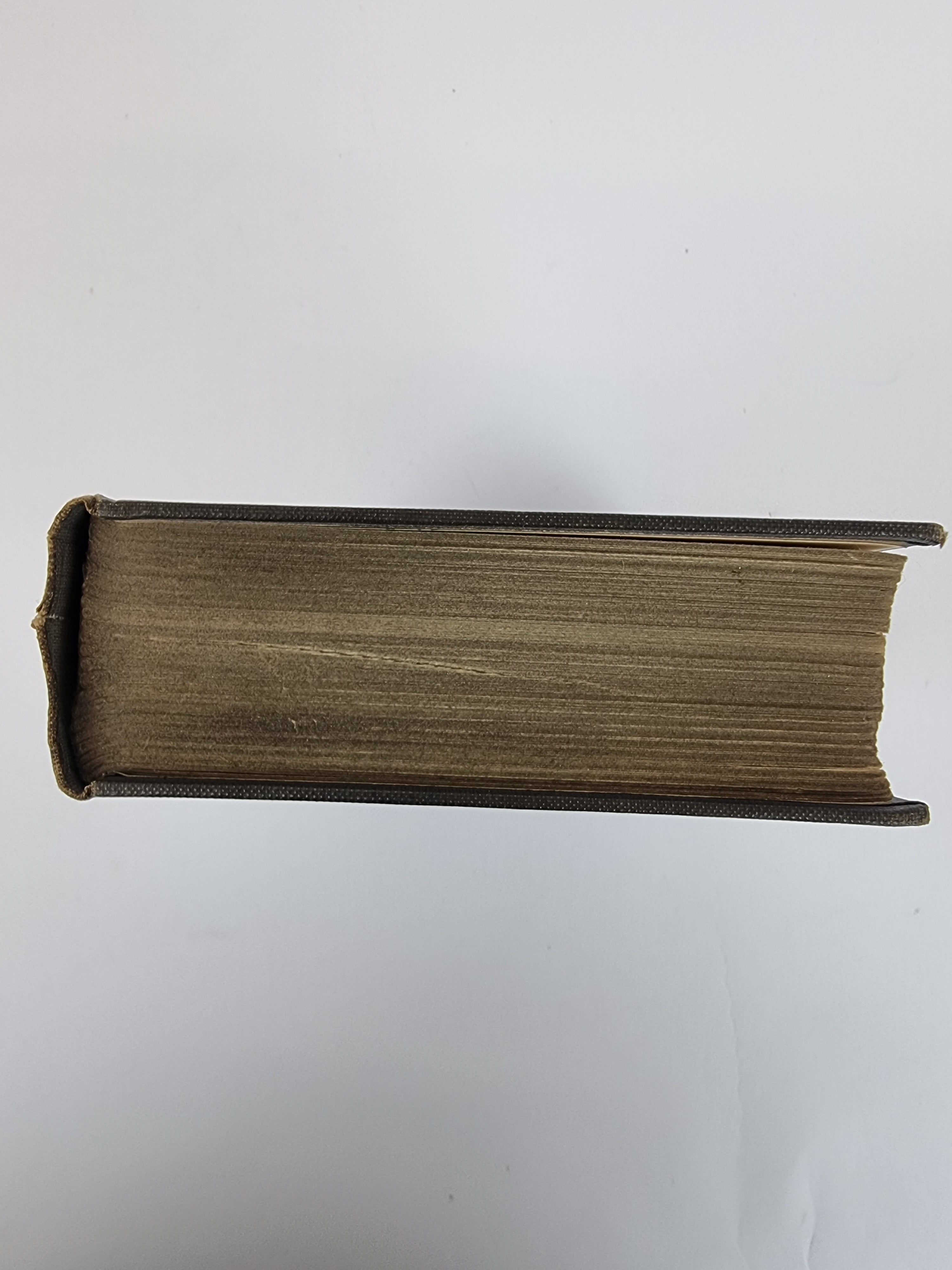 The Valley Captives, R. Macaulay — 1st Edition
