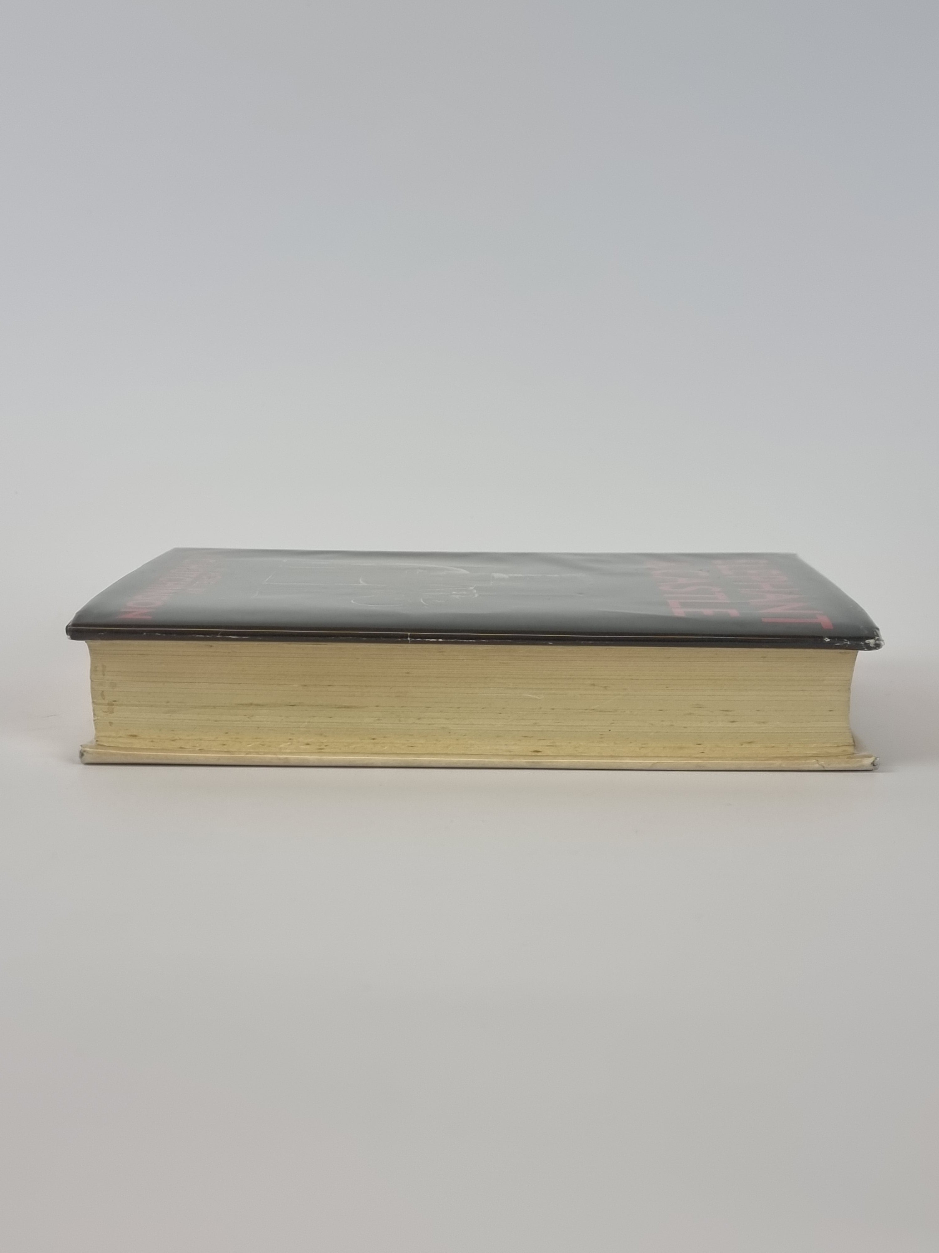 Elephant & Castle, R. C. Hutchinson — 1st Edition