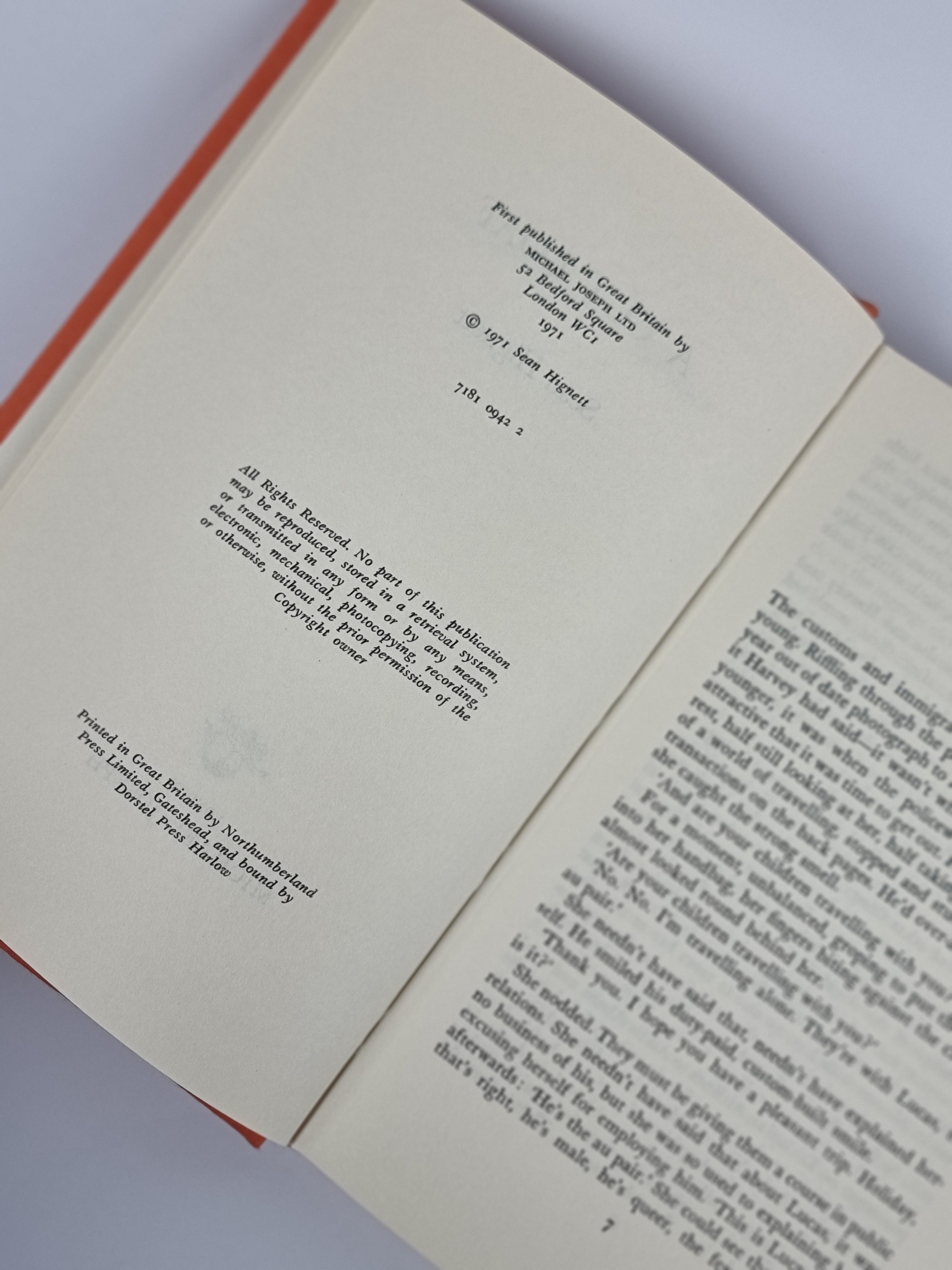 A Cut Loaf, Sean Hignett — 1st Edition