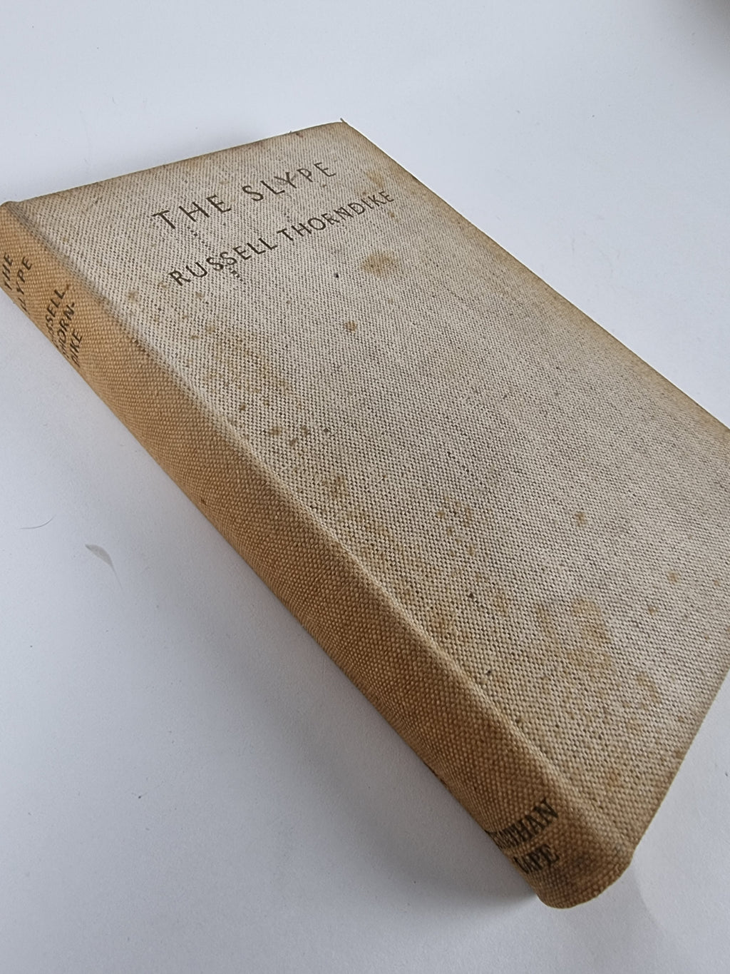 The Slype, Russell Thorndike — 2nd Edition