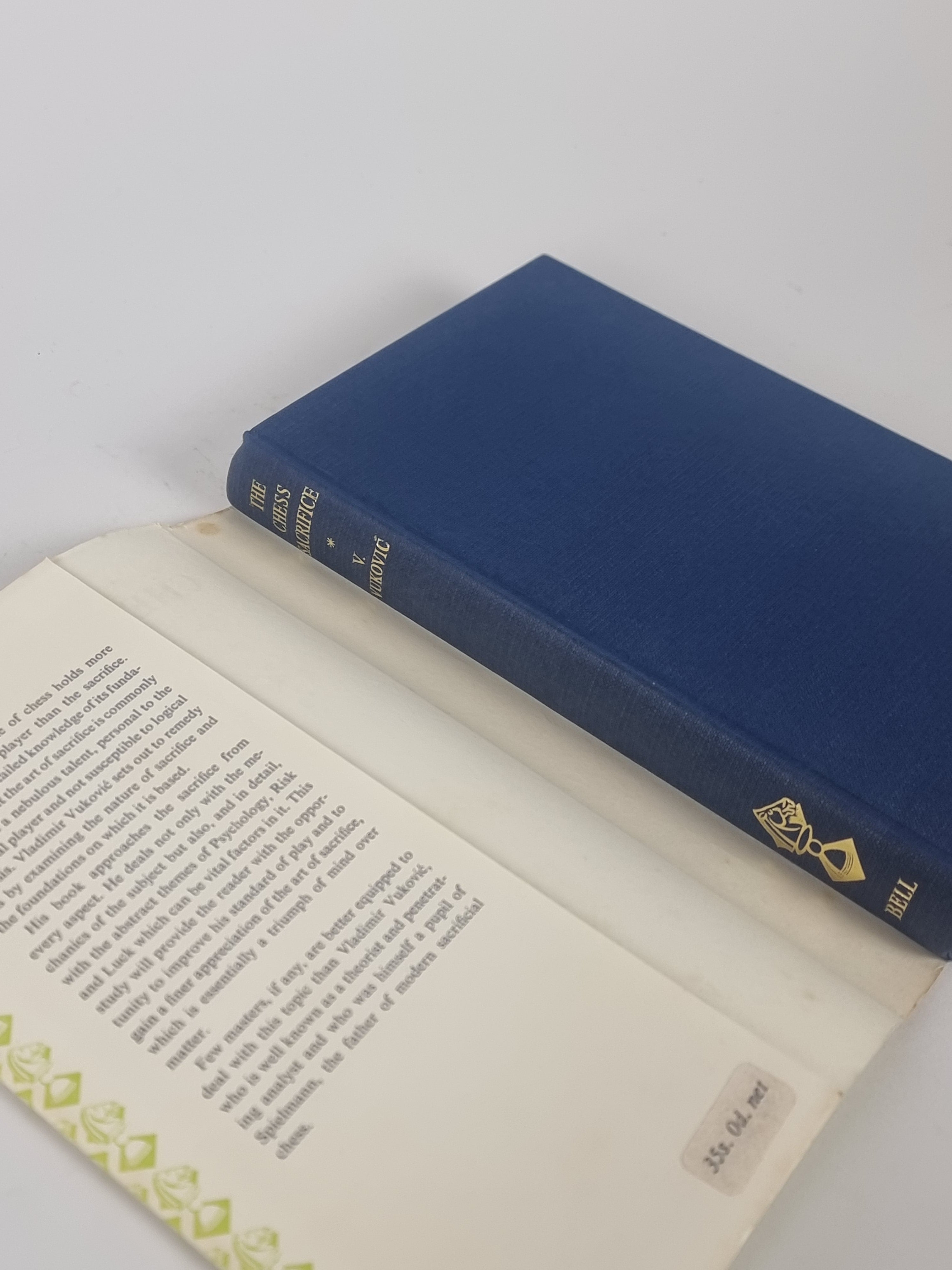 The Chess Sacrifice, Vladimir Vuković — 1st Edition