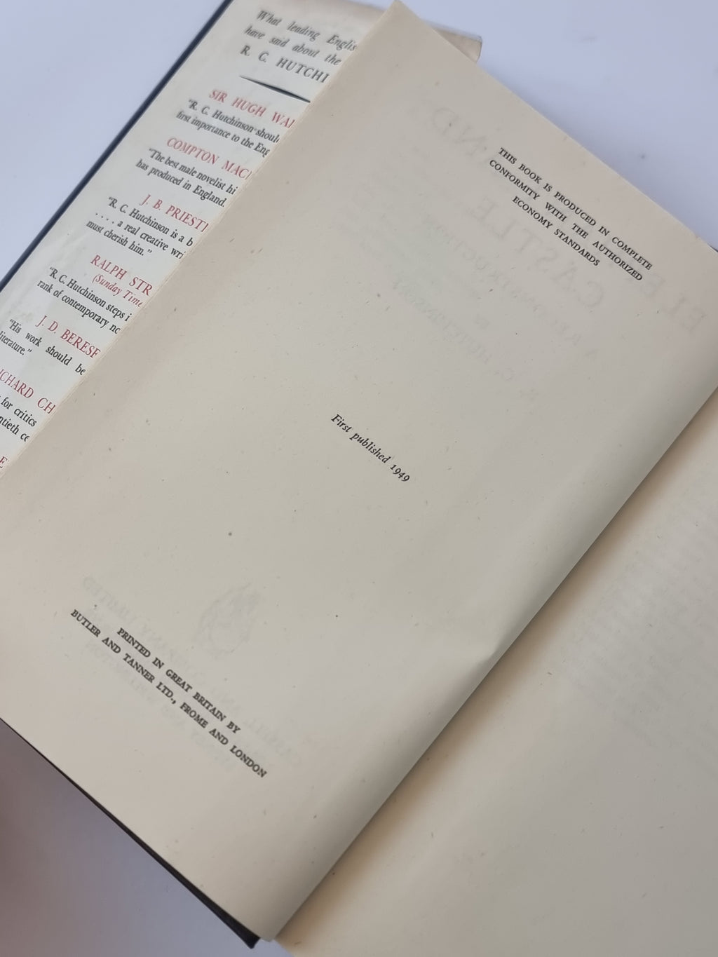 Elephant & Castle, R. C. Hutchinson — 1st Edition