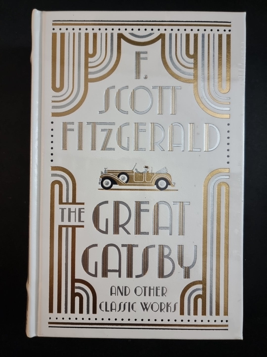 The Great Gatsby and Other Classic Works by F. Scott Fitzgerald 
