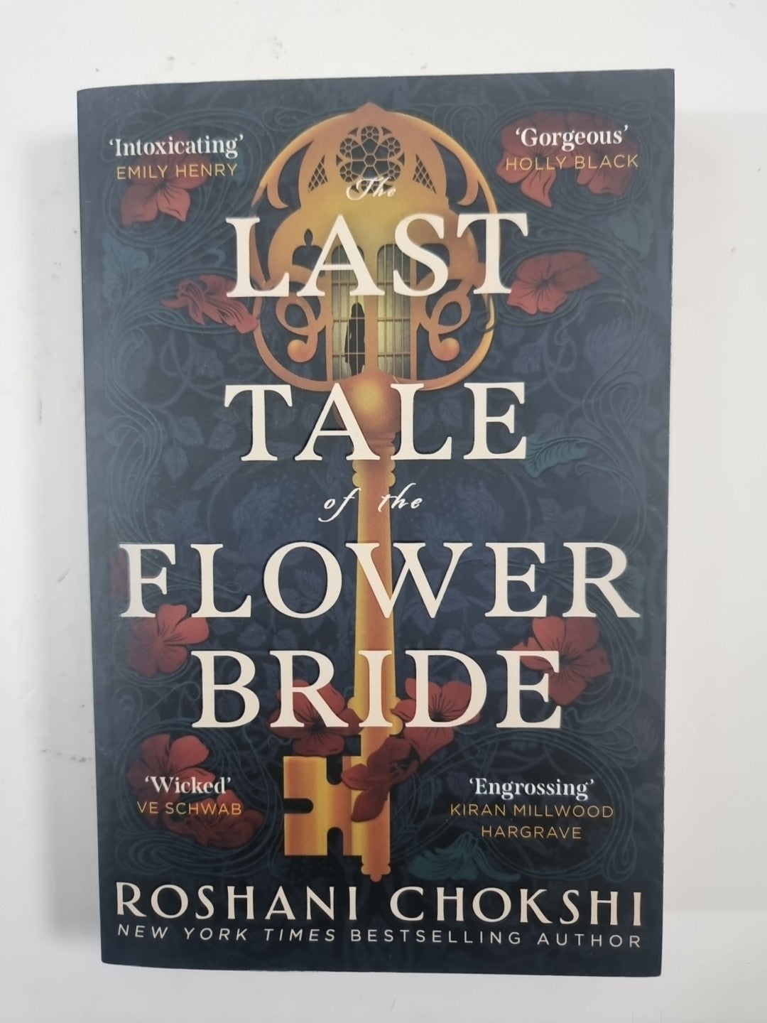 The Last Tale of the Flower Bride: the haunting