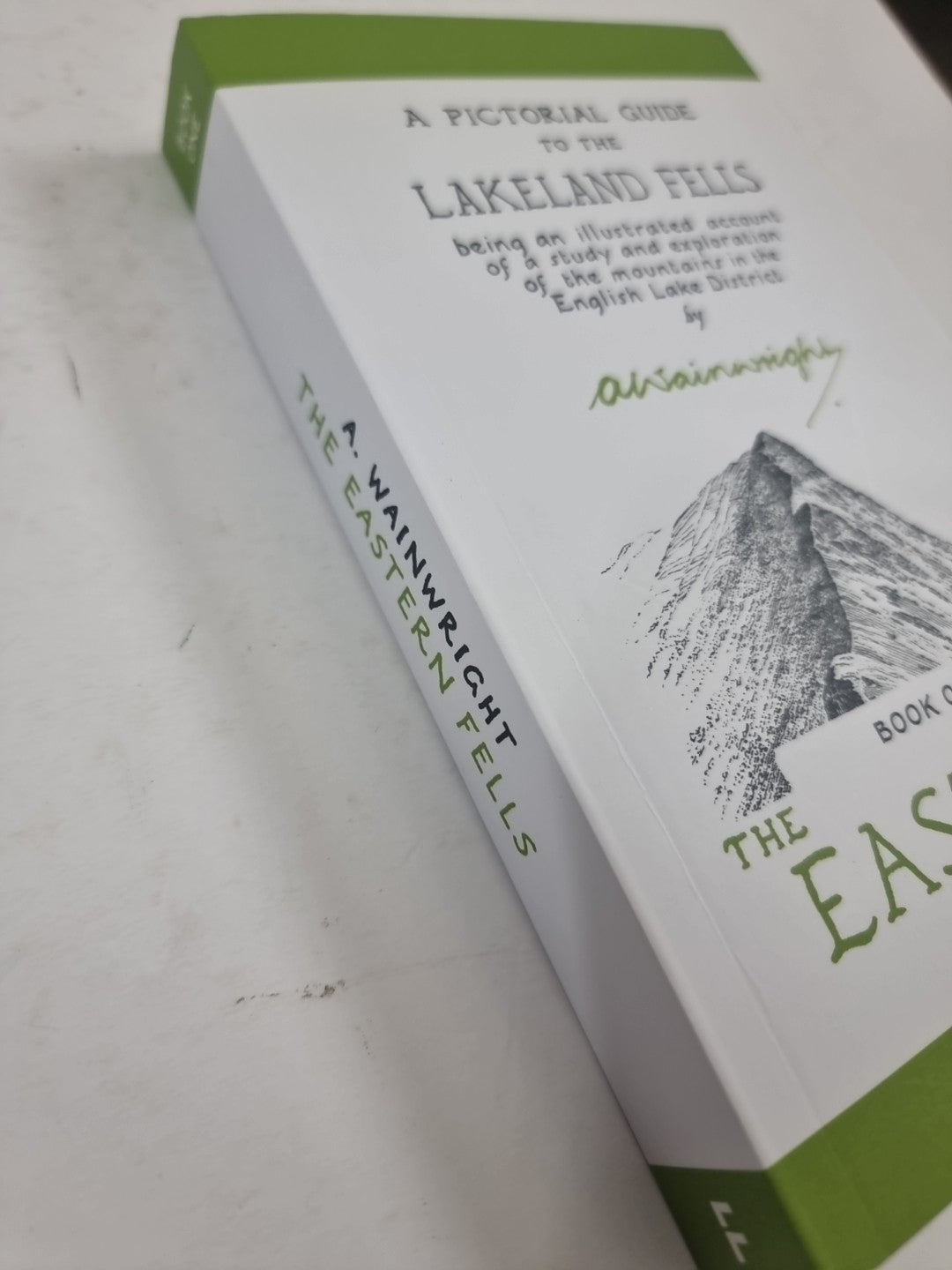 The Eastern Fells:  the Lakeland Fells by Alfred Wainwright 