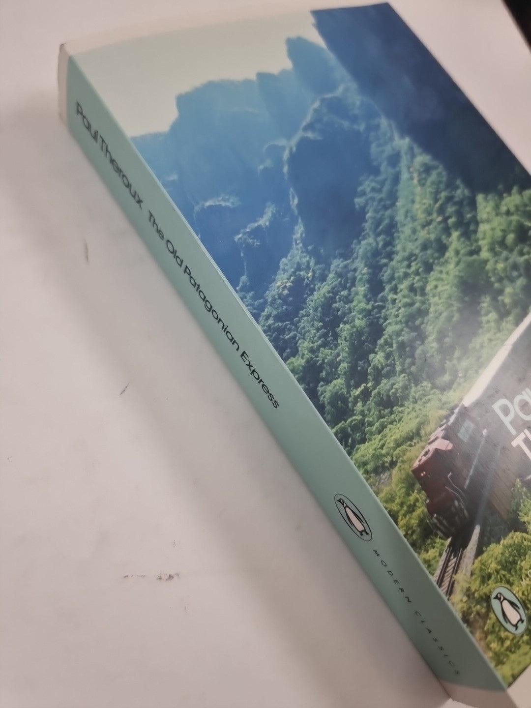 The Old Patagonian Express: By Train Through the Americas 