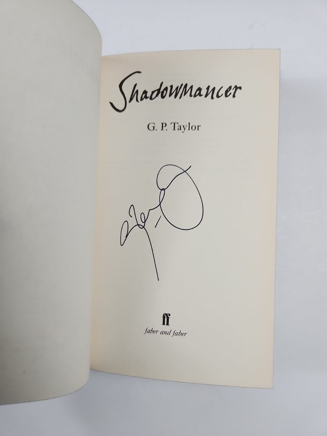 Shadowmancer (1st Special Edition) by G P Taylor (Hardcover, 2003) Signed 