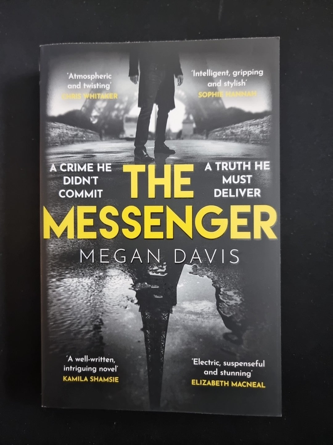 The Messenger: The unmissable debut thriller 