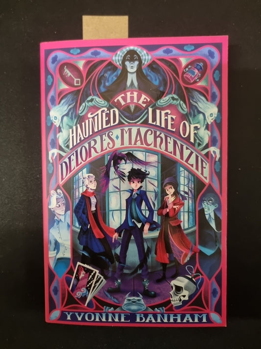 The Haunted Life of Delores Mackenzie by Yvonne Banham Paperback