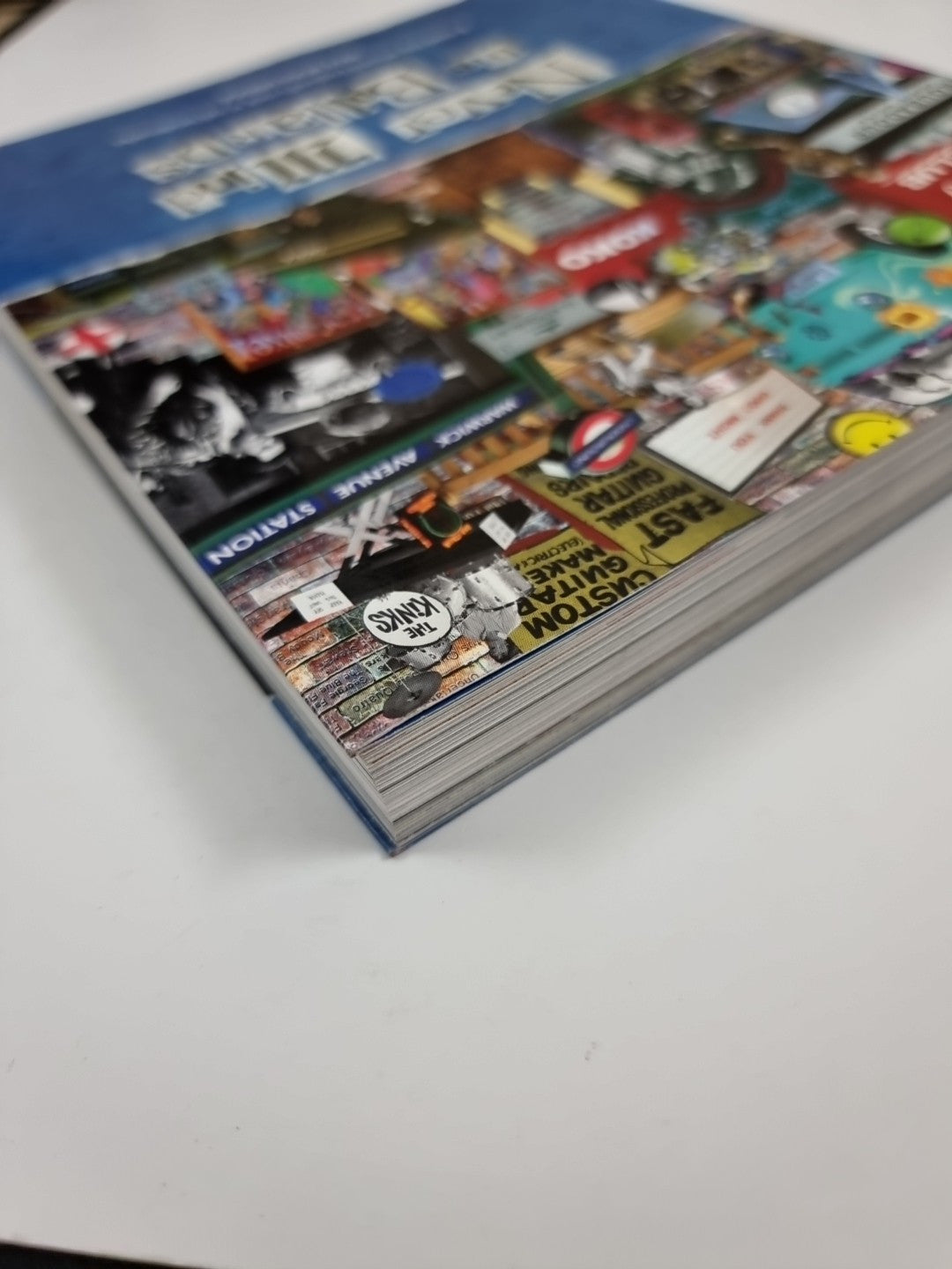 Never Mind The Bollards Footprint Activity & Lifestyle Guide - Wooldridge, Max