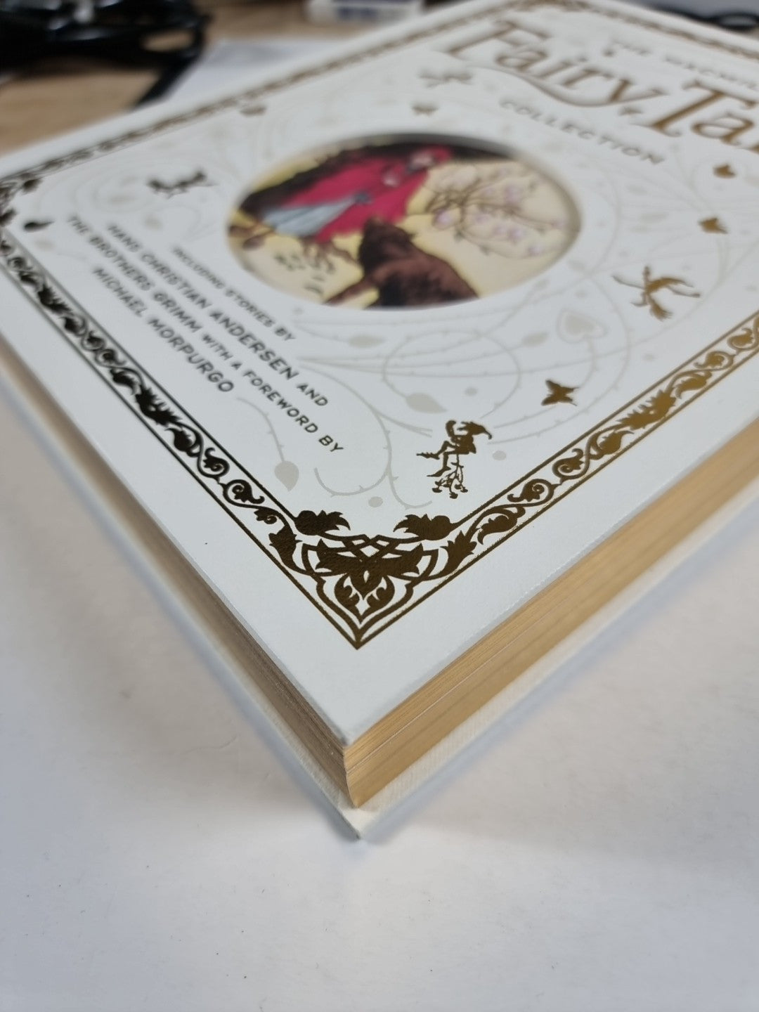The Macmillan Fairy Tales Collection 
