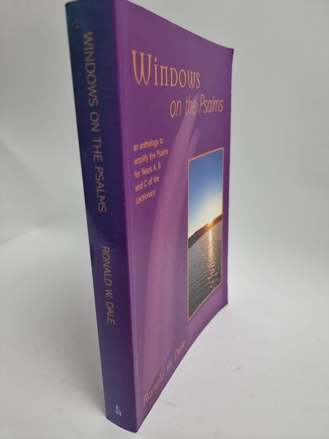 Windows on the Psalms: An Anthology to Amplify New Free Tracked Delivery
