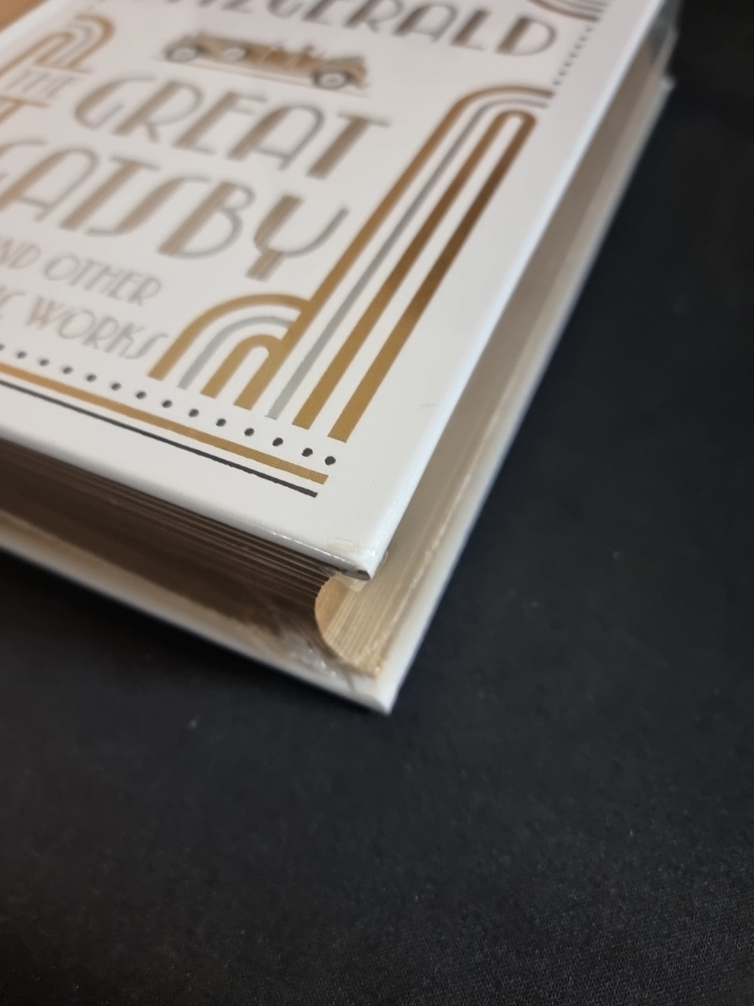 The Great Gatsby and Other Classic Works by F. Scott Fitzgerald 