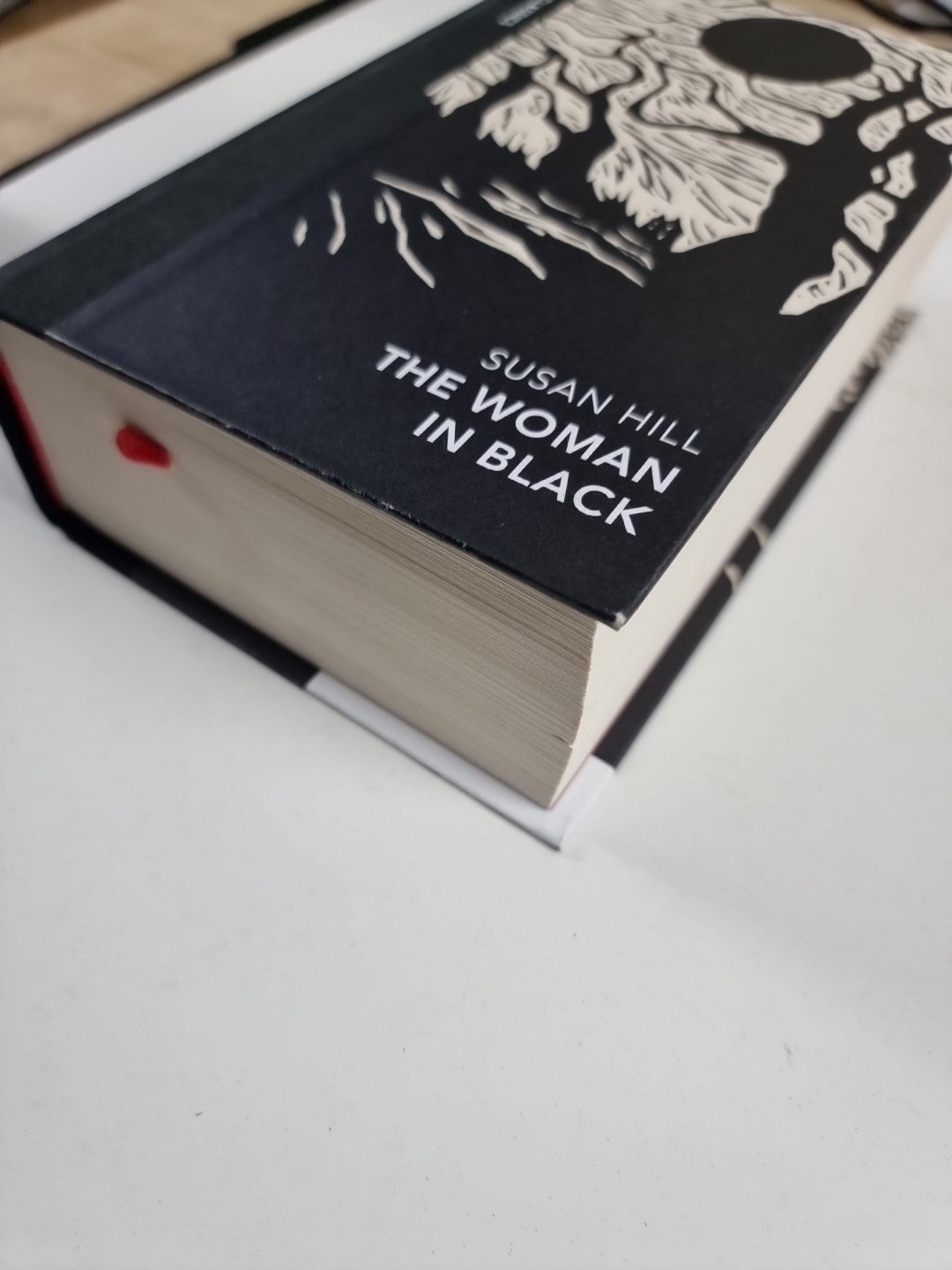 The Woman in Black and Other Ghost Stories 
