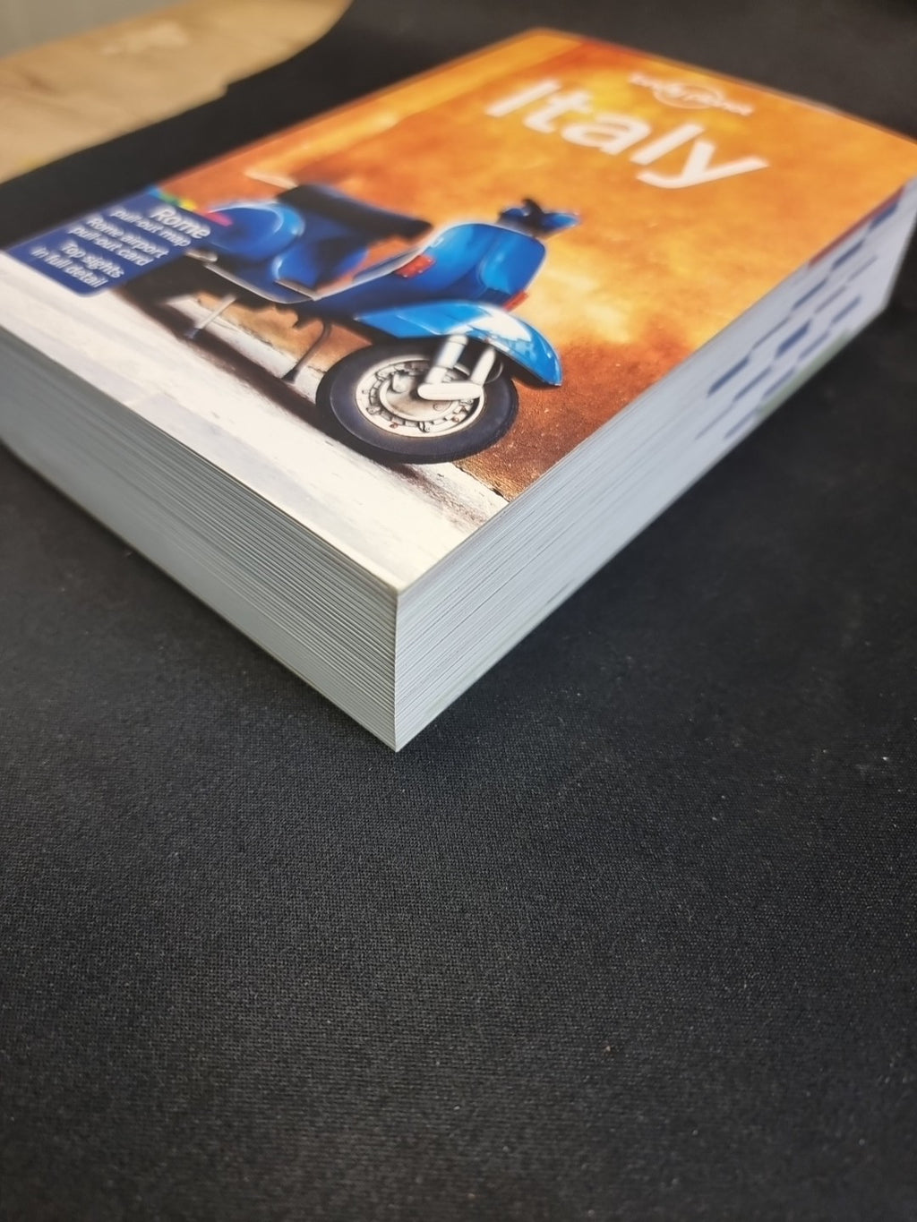 Lonely Planet Italy by Alexis Averbuck, Lonely Planet,  