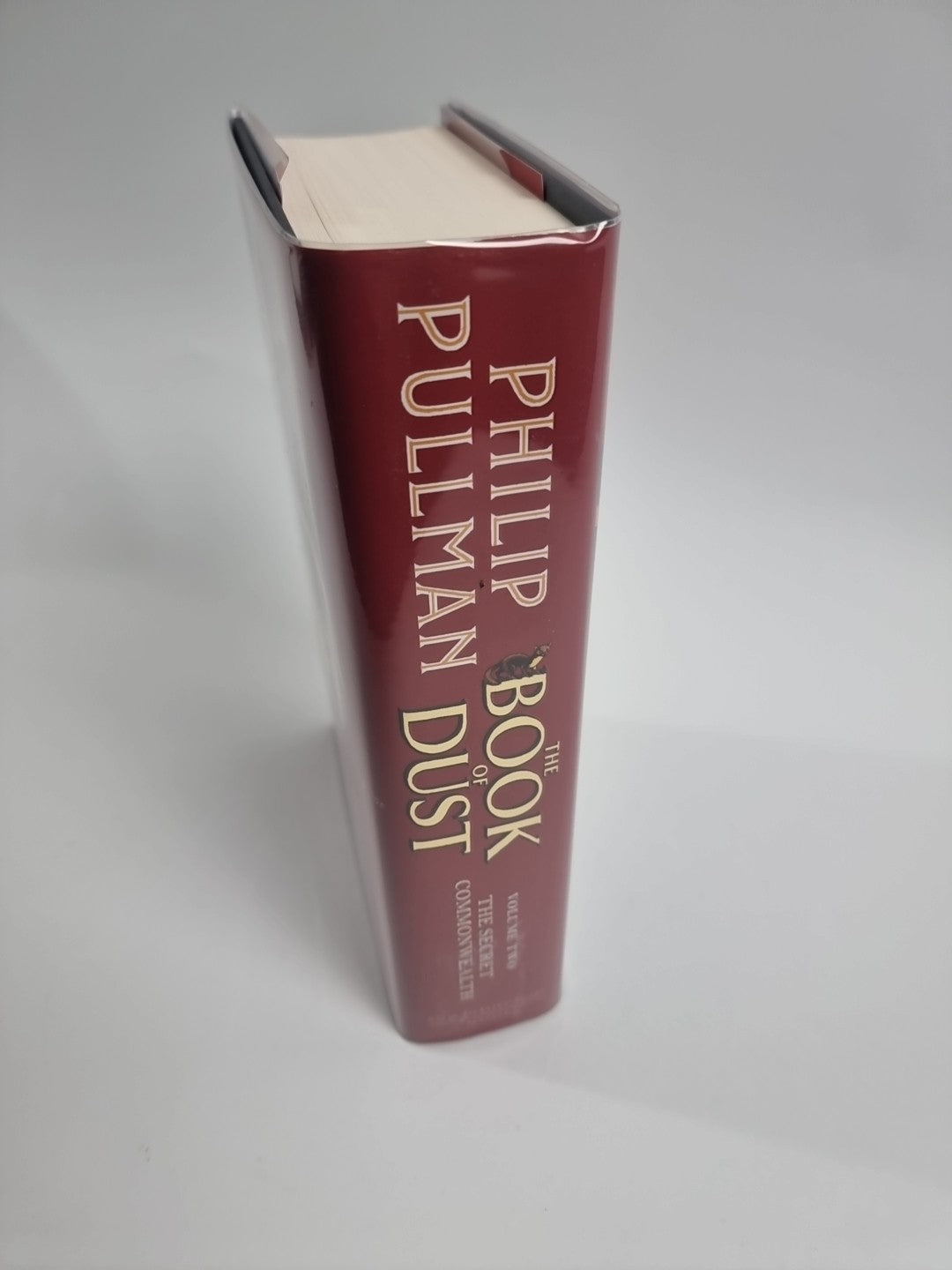 The Secret Commonwealth: The Book of Dust Philip Pullman  special Signed edition