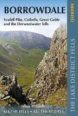 Walking the Lake District Fells - Borrowdale - 9781786310385
